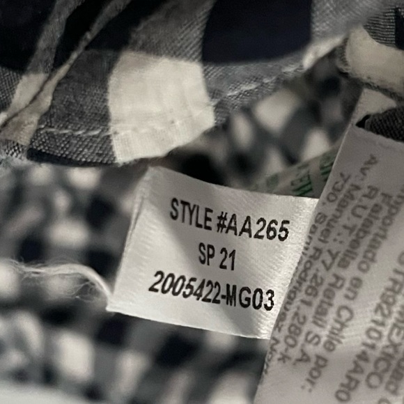 J. Crew • Dark Navy White Plaid Button Down Classic Shirt - Picture 4 of 5